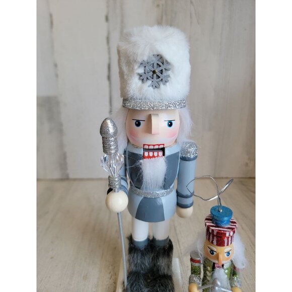 Nutcracker ornament figure set glitter Xmas wooden home decor unique - Picture 4 of 8